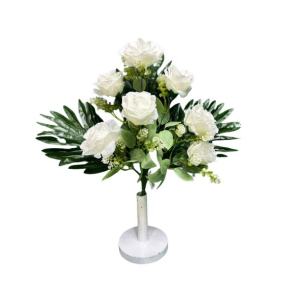 RAMO DE 7 FLORES BLANCAS
