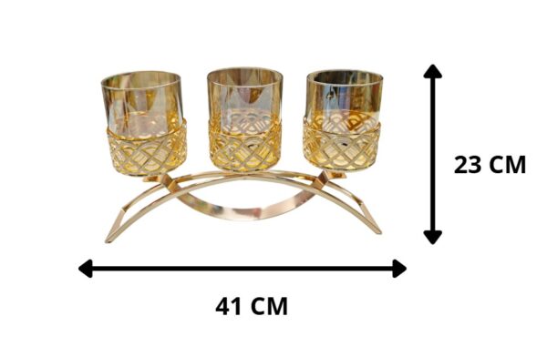 CANDELABRO DORADO 41 X 23 CM