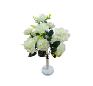 RAMO DE 18 ROSAS BLANCAS