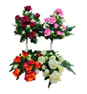 RAMO DE ROSAS Y BOTONES SURTIDOS